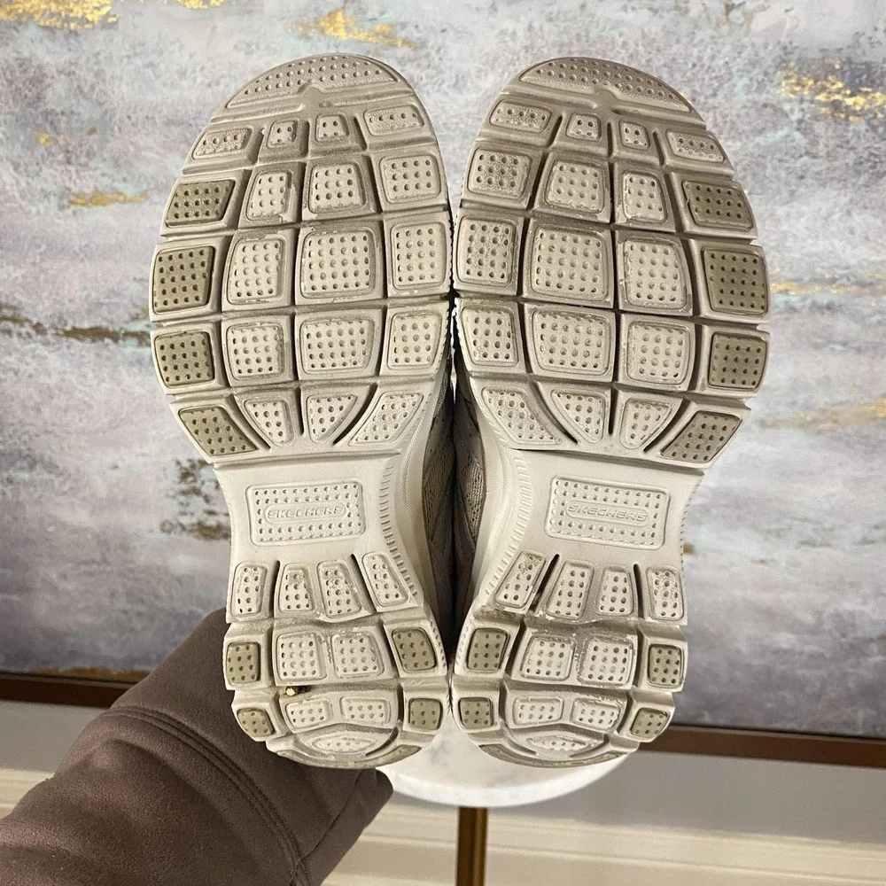 Skechers Relaxed Fit Shoes Womens Size 6 Beige Memory Foam Mule SN 49077 - Picture 9 of 9